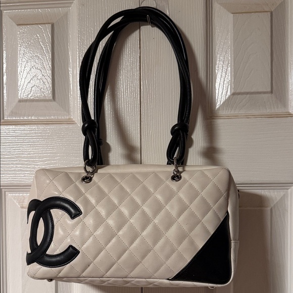 Classic Auth. Chanel Cambon Bag - Picture 8 of 12